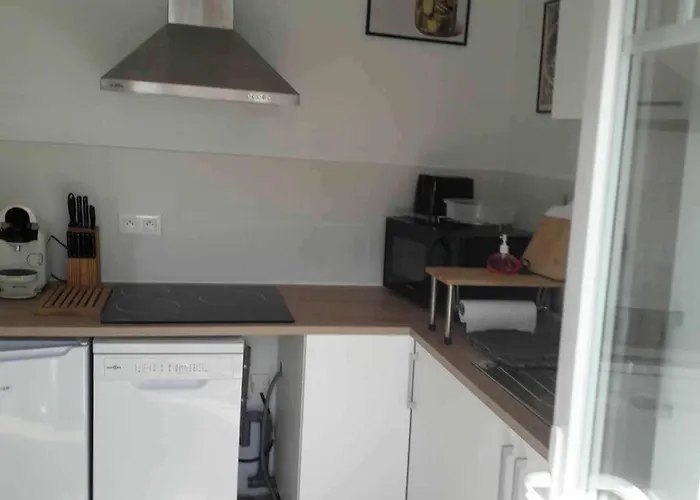 Petite Maison Calme Au Coeur De L'ile Feriehus *